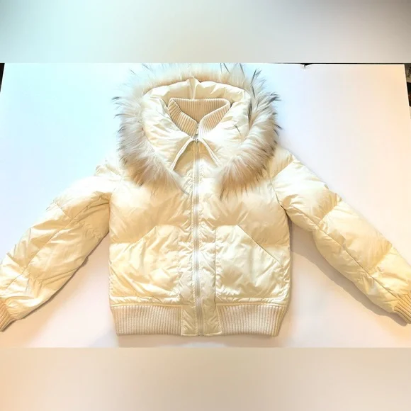 BCBG Maxazria Cream Puffer Down Bomber Style Jacket with Raccoon Fur Collar - Picture 1 of 12